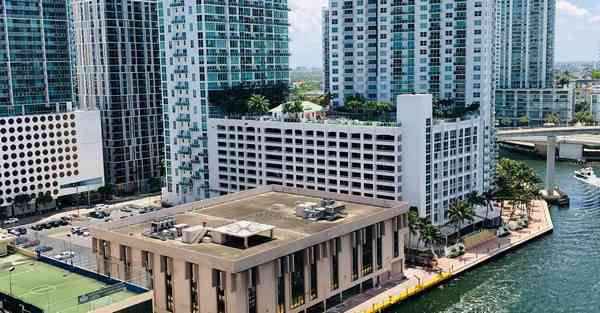 怎么制作吃鸡神器_怎么制作吃美食的视频