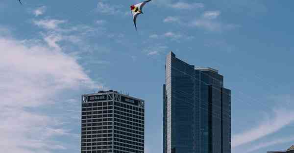 服装行业宣传片制作_服装行业宣传片拍摄