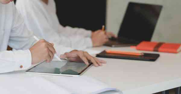 利用ppt制作学校宣传片