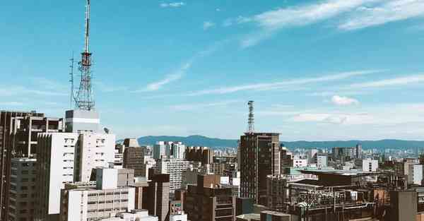 新能源汽车宣传方案_新能源汽车宣传海报图片