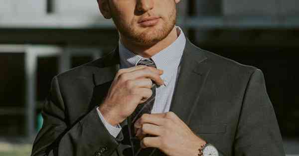 怎么制作吃鸡神器_怎么制作吃美食的视频